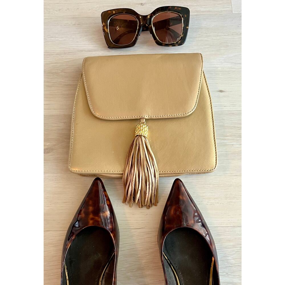 Stuart Weitzman Tortoiseshell Patent Leather Pointed-Toe Kitten Heels - Picture 3 of 11